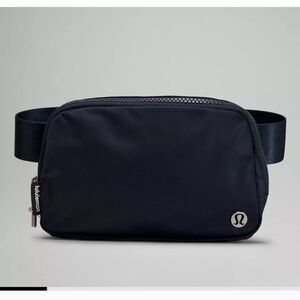 NWT Everywhere Belt Bag 1L In Black. New With Tags